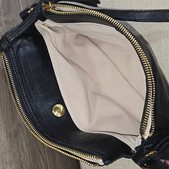 Margot Black Leather Crossbody Shoulder Bag Purse Handbag - Picture 8 of 12